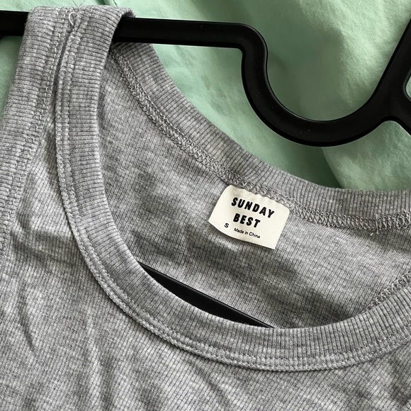 Sunday Best Gray Ribbed Tank Top - Picture 3 of 3